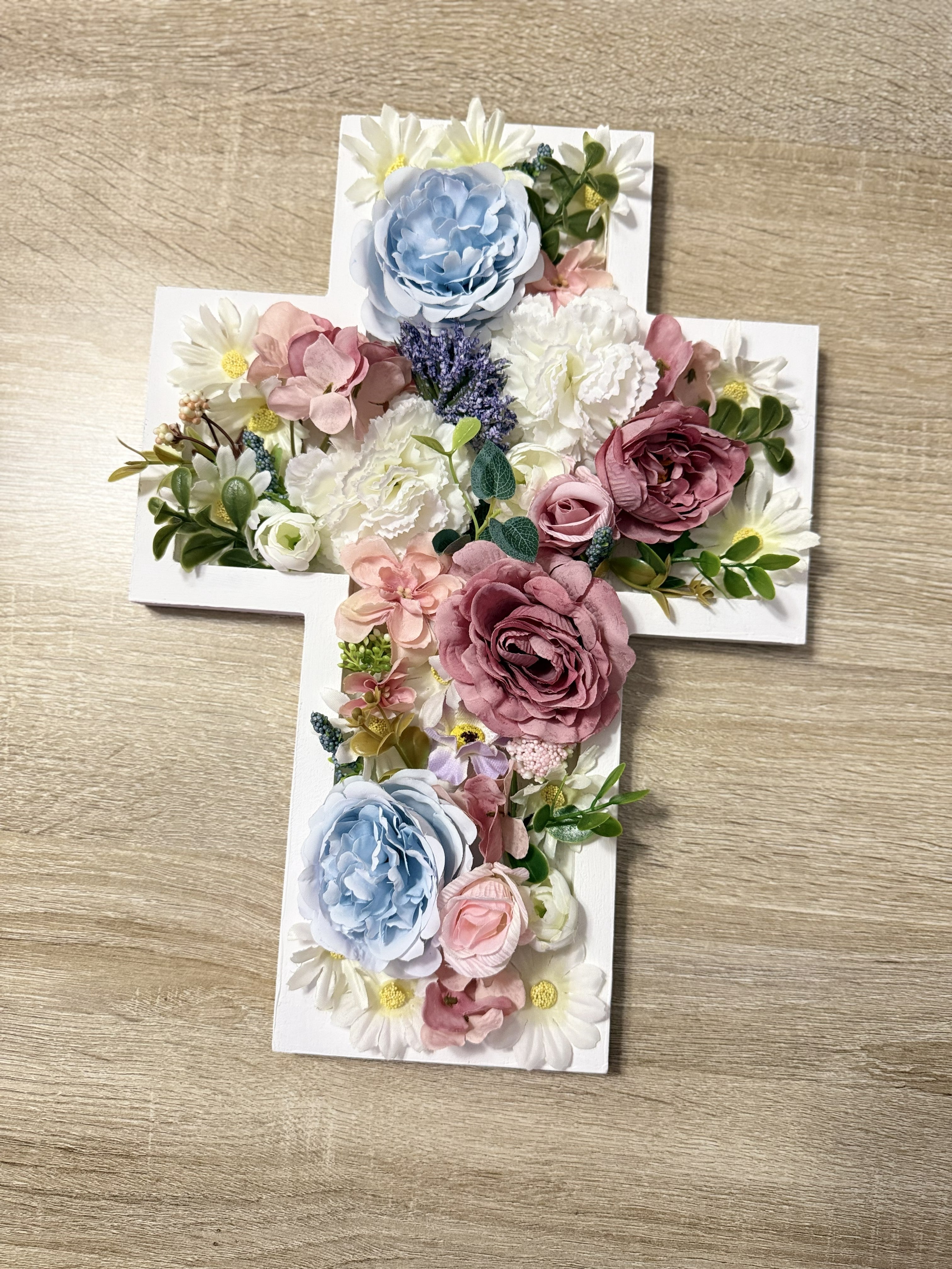Faux Floral Bouquets & Home Décor